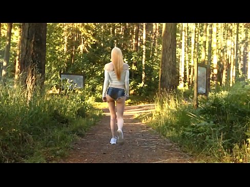 ❤️ Mooi vrou beweeg stadig, nie naakvideo nie ❤ Pornovideo by ons ❌️
